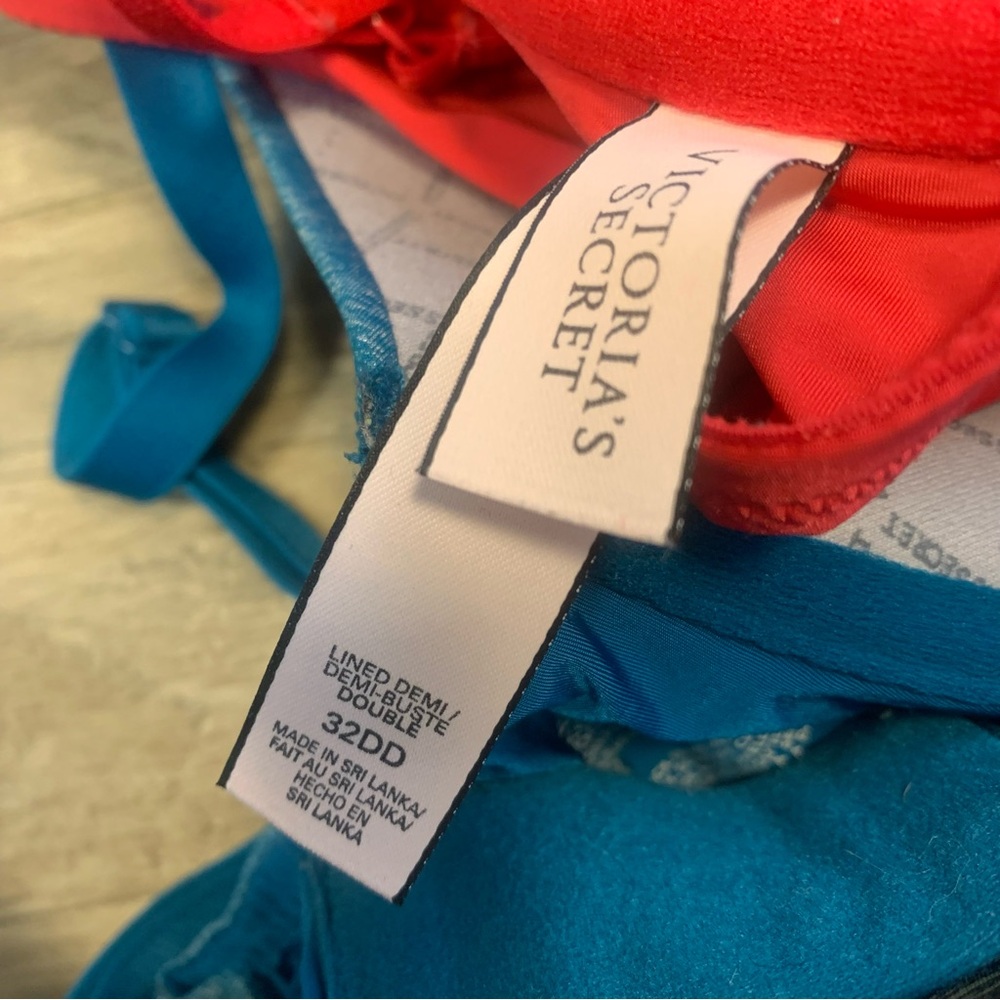 Victoria Secret Bundle 5 Variety Bras Lined Demi Uplift Semi Racerback - Picture 7 of 11